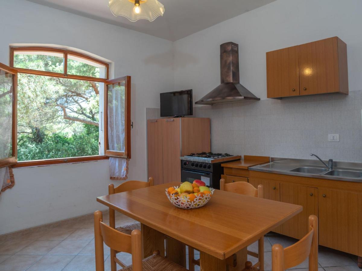 Apartment Alloggio B By Interhome Валедория Екстериор снимка